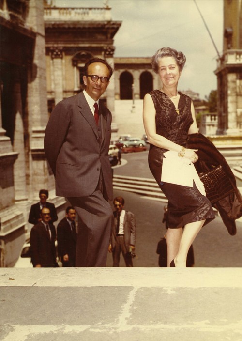 Giuseppe Moruzzi con Rita Levi-Montalcini, 1968
