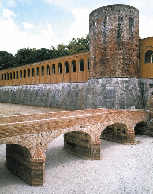 2/ - La Fortezza di Pisa. Dal Brunelleschi al Giardino Scotto. Storia e restauro