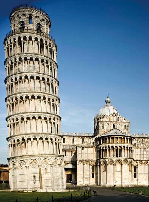 2/ - La Torre pendente. Storia e interpretazione del Campanile del Duomo di Pisa