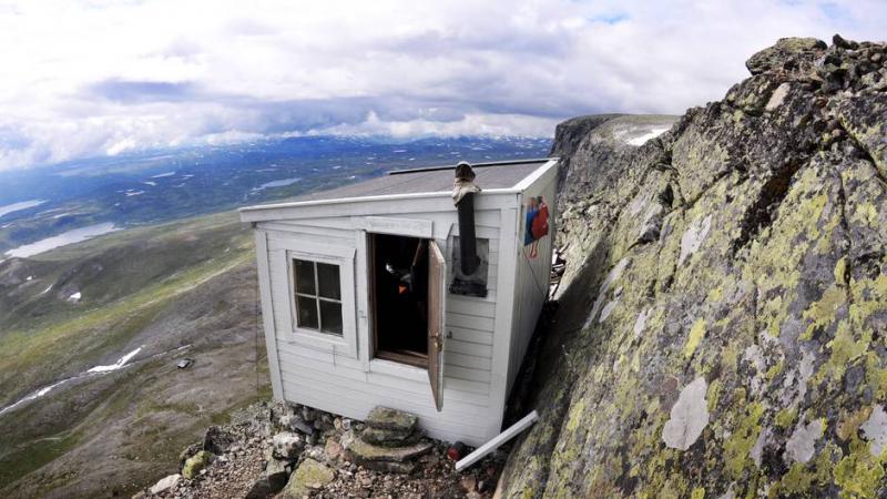 3/ - Il rifugio costruito da Arne Naess nel 1942 in Norvegia - Hallingskarvet