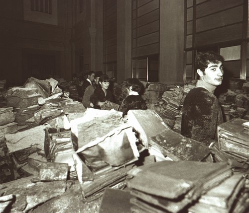 5/ - La memoria � il futuro dei libri. 