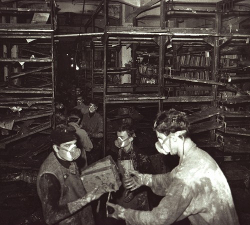 6/ - La memoria � il futuro dei libri. 