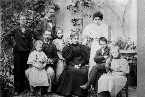 5/ - Cos� riferisce un cronista per il solito ben informato.... Pisa nei giornali tra Otto e Novecento