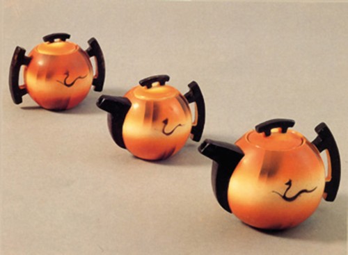 5/ - Barraud, Messeri&C.<br />Carraresi e Lucchesi. Due grandi protagonisti della ceramica d�co<br/>Una indimenticabile tazza di caff�